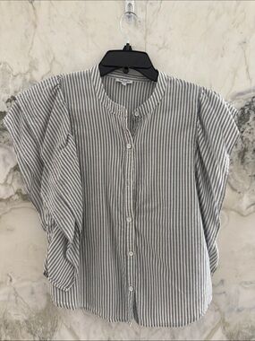 Splendid Gray & White Striped Button-Up Top